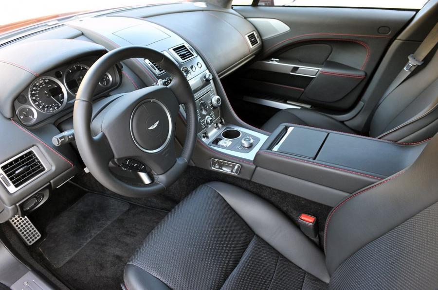 Интерьер Aston Martin Rapide S 2013 года  (NA) (фото 37 из 94)